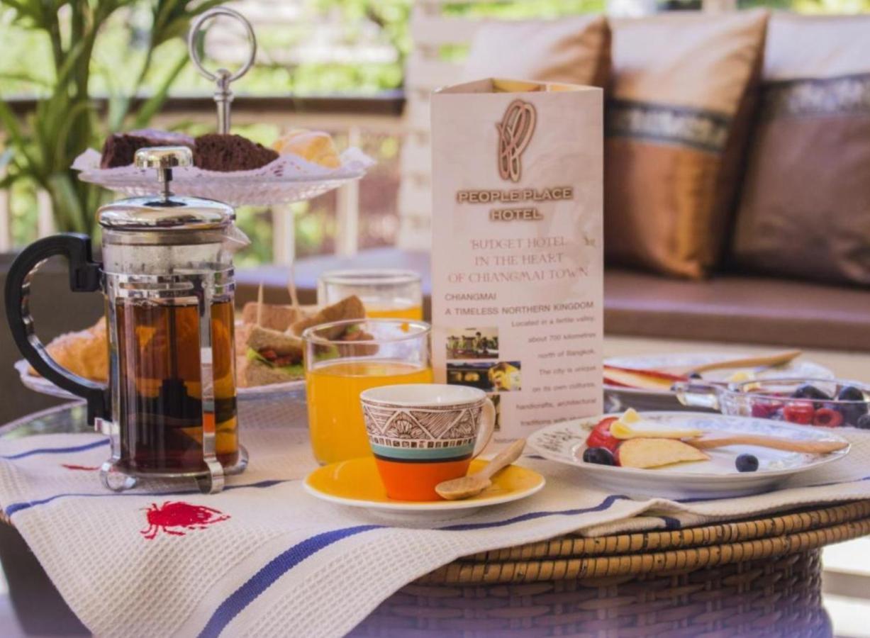 People Place Boutique In Town Hotel - Sha Extra Plus Чиангмай Экстерьер фото