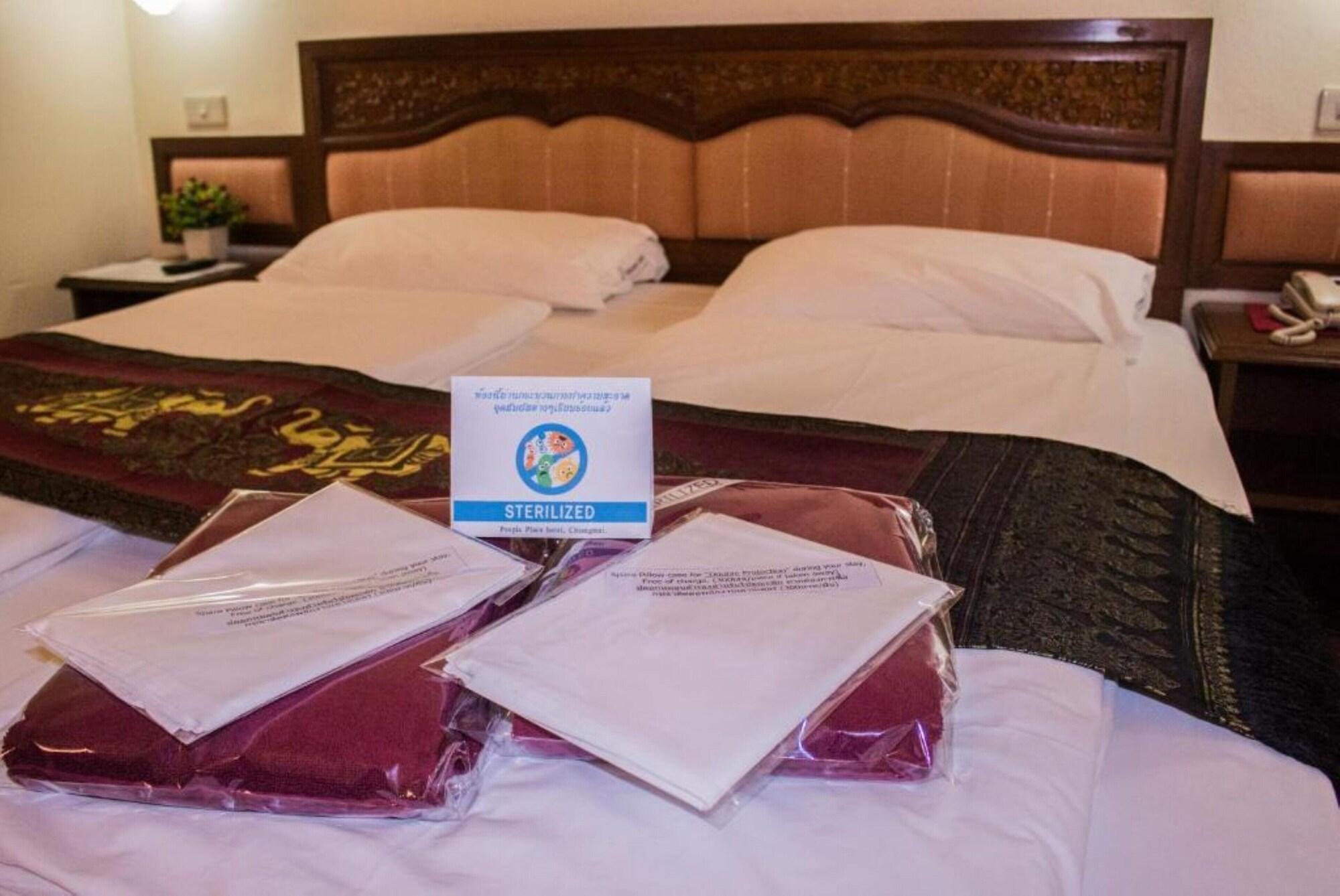 People Place Boutique In Town Hotel - Sha Extra Plus Чиангмай Экстерьер фото
