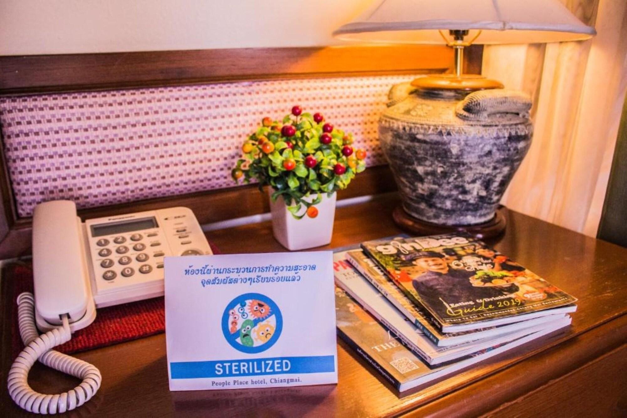 People Place Boutique In Town Hotel - Sha Extra Plus Чиангмай Экстерьер фото