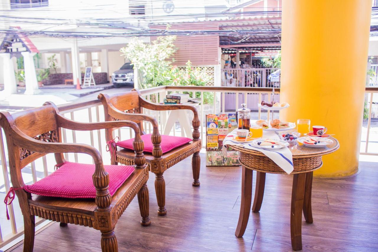 People Place Boutique In Town Hotel - Sha Extra Plus Чиангмай Экстерьер фото